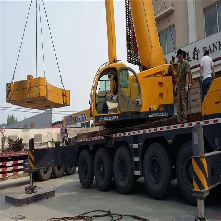 北海当地吊车出租|机器吊装|75吨|工厂搬迁服务